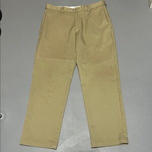 Haggar Clothing Khaki Chino Pants (Men’s 34 x 30) (Classic Fit)